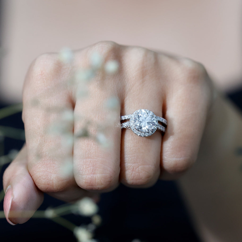 Certified Lab Grown Diamond Halo Ring With Wedding Band