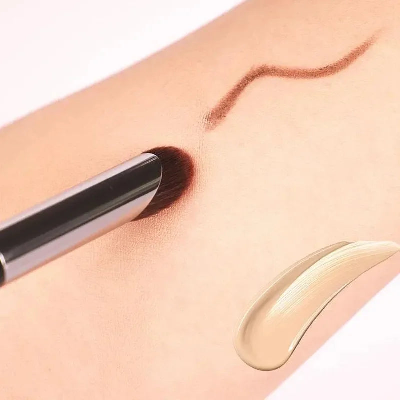 Finger-Tip Concealer Blender Brush - Precision Cover & Smudge Tool for Blemishes, Dark Circles, and Detailing, Multi-Use Makeup
