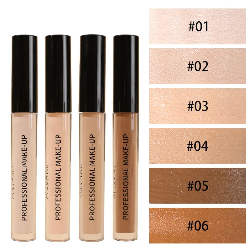 Concealer liquid pen covers and modifies blemishes spots acne marks facial make-up and brightens skin tone