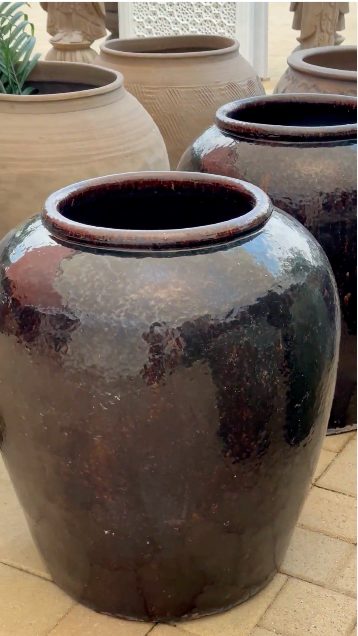 Large Caramel Glaze Martaban Jar
