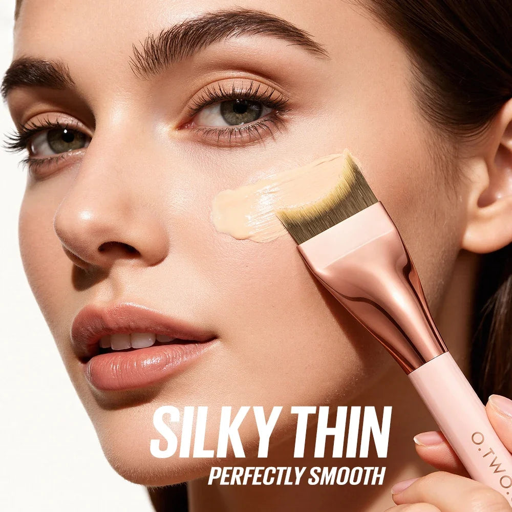 O.TWO.O Foundation Cream Makeup Brush Moisturizing Oil-Free Long-Lasting Waterproof Concealer Full-coverage Foundation Makeup