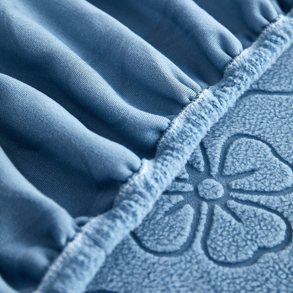 Lucky Clover Slipcover Non-Slip Stretch Jacquard Polar Fleece Sofa Cover for Pets, Cushions, Couches