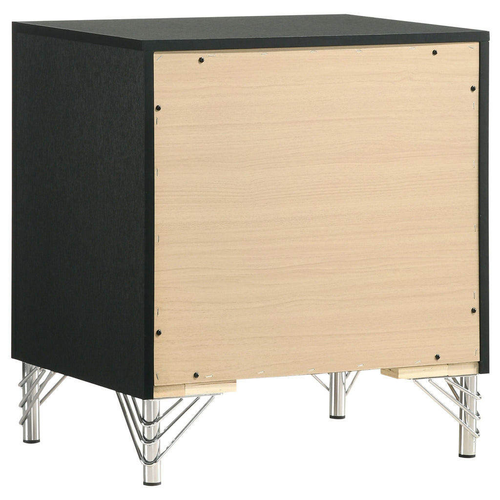 Malcolm - Bedroom Set With Wingback Design