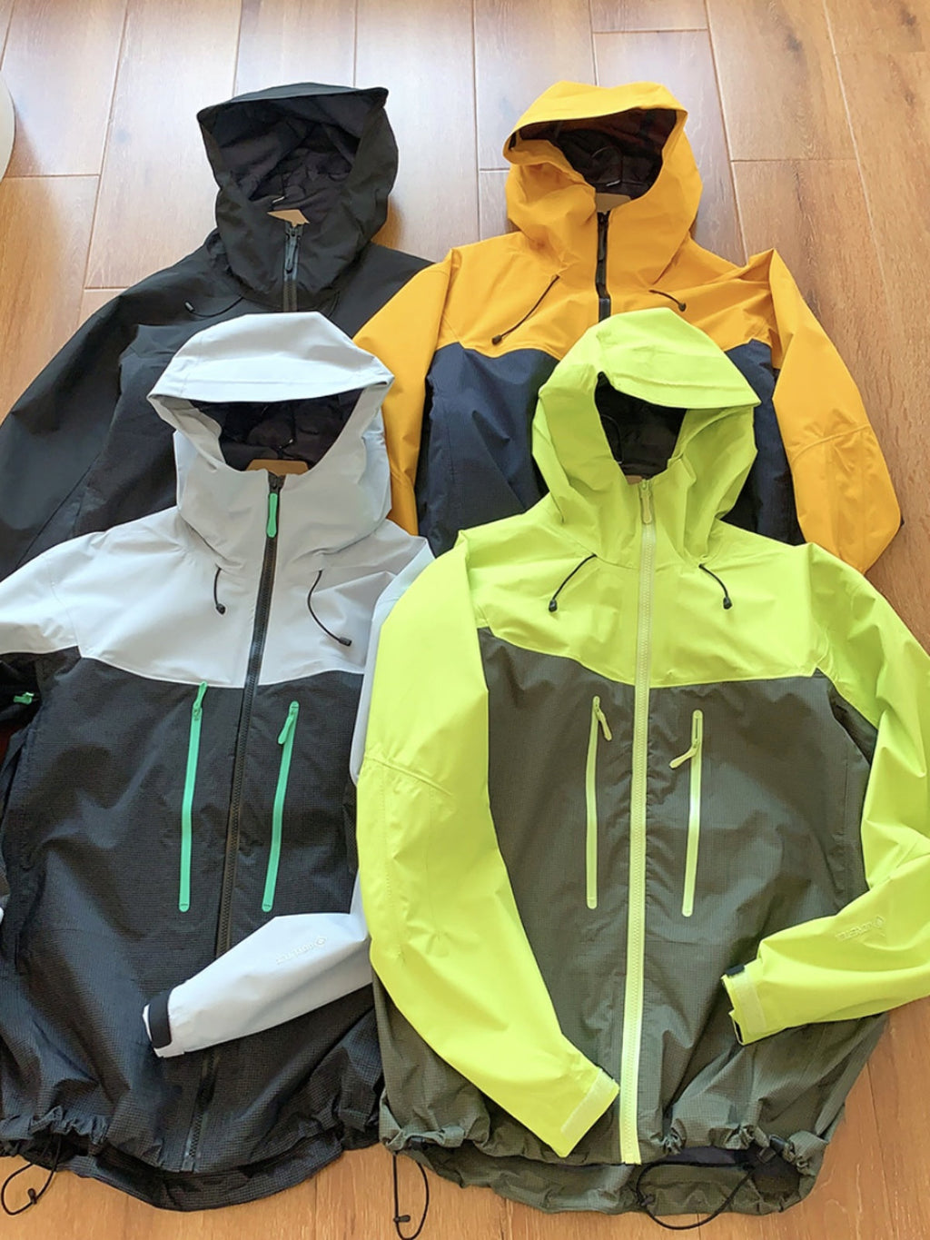 Waterproof Full Pressure Glue Hooded Jacket