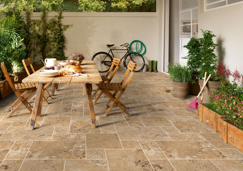Aspendos Beige Travertine Pattern Tumbled Pavers - Full Truckload