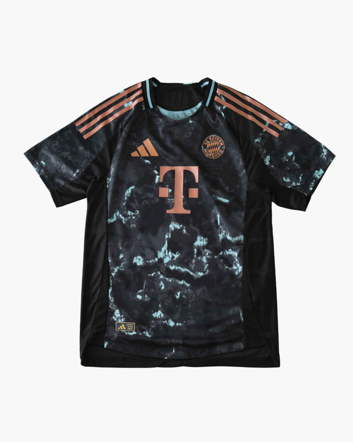 BAYERN MUNICH AWAY 2024/25