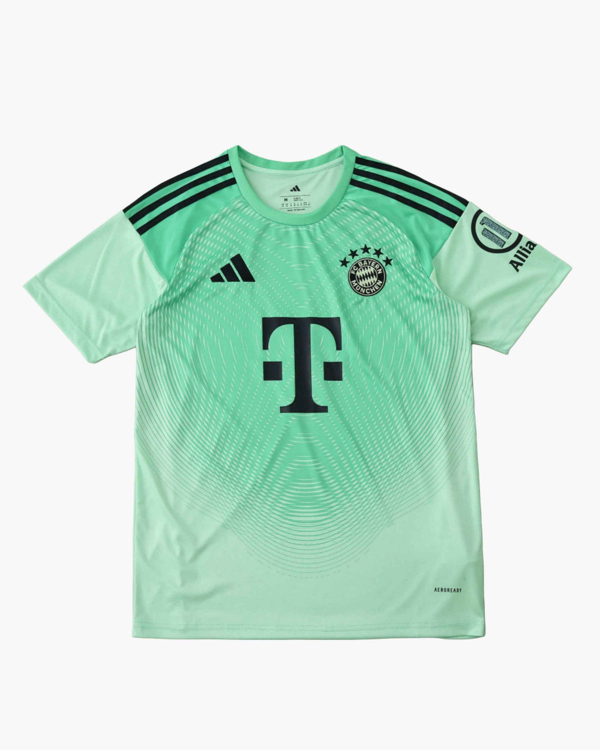 BAYERN MUNICH GOALKEEPER 2025/26