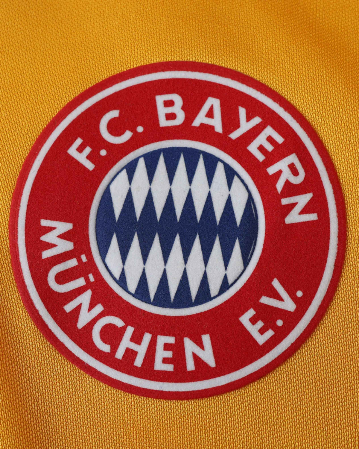 BAYERN MUNICH RETRO AWAY 1993/95