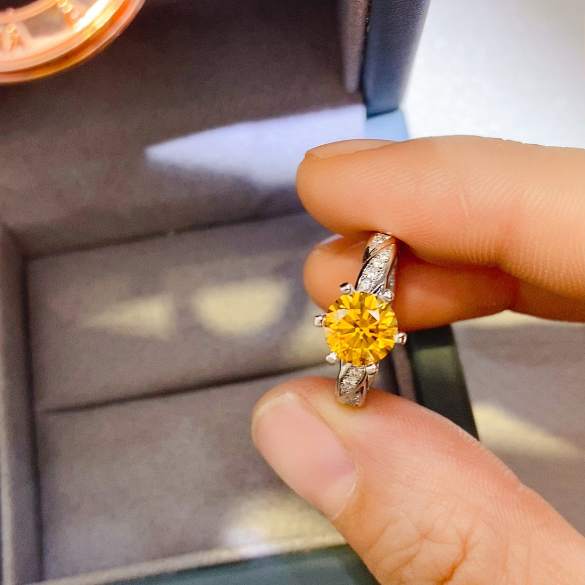 2 Carat Yellow Brilliant Round Cut Sparkala™ Pure Sterling Silver Ring