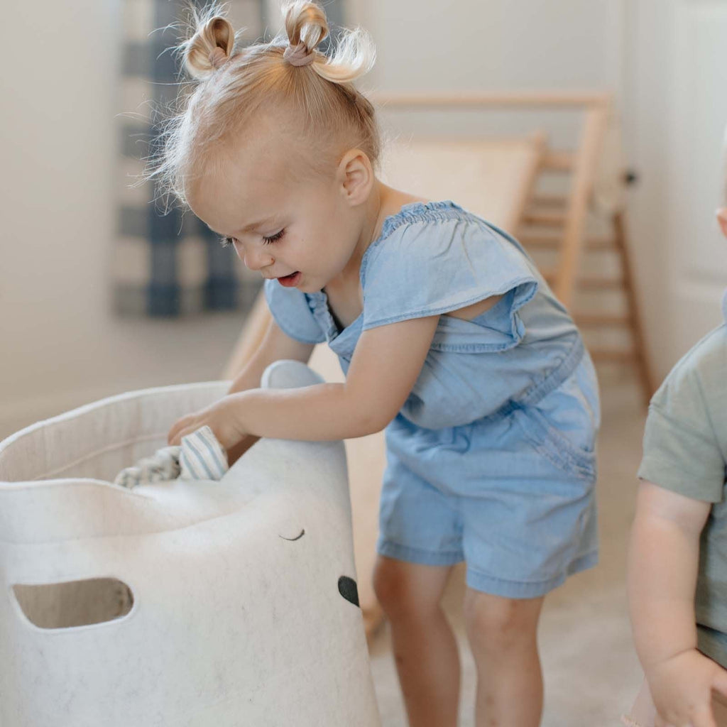 Bear Felt Laundry Hamper