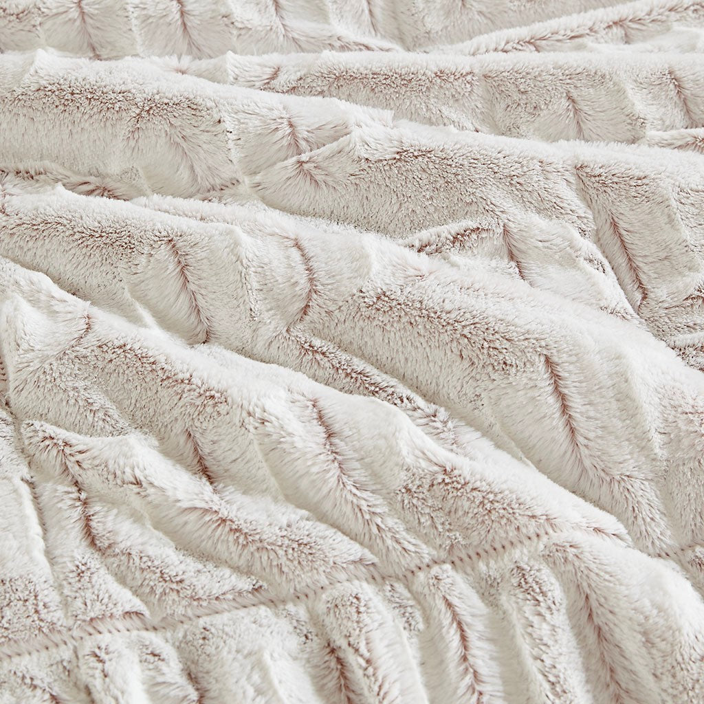 King/Cal King Back Print Long Fur Comforter Mini Set
