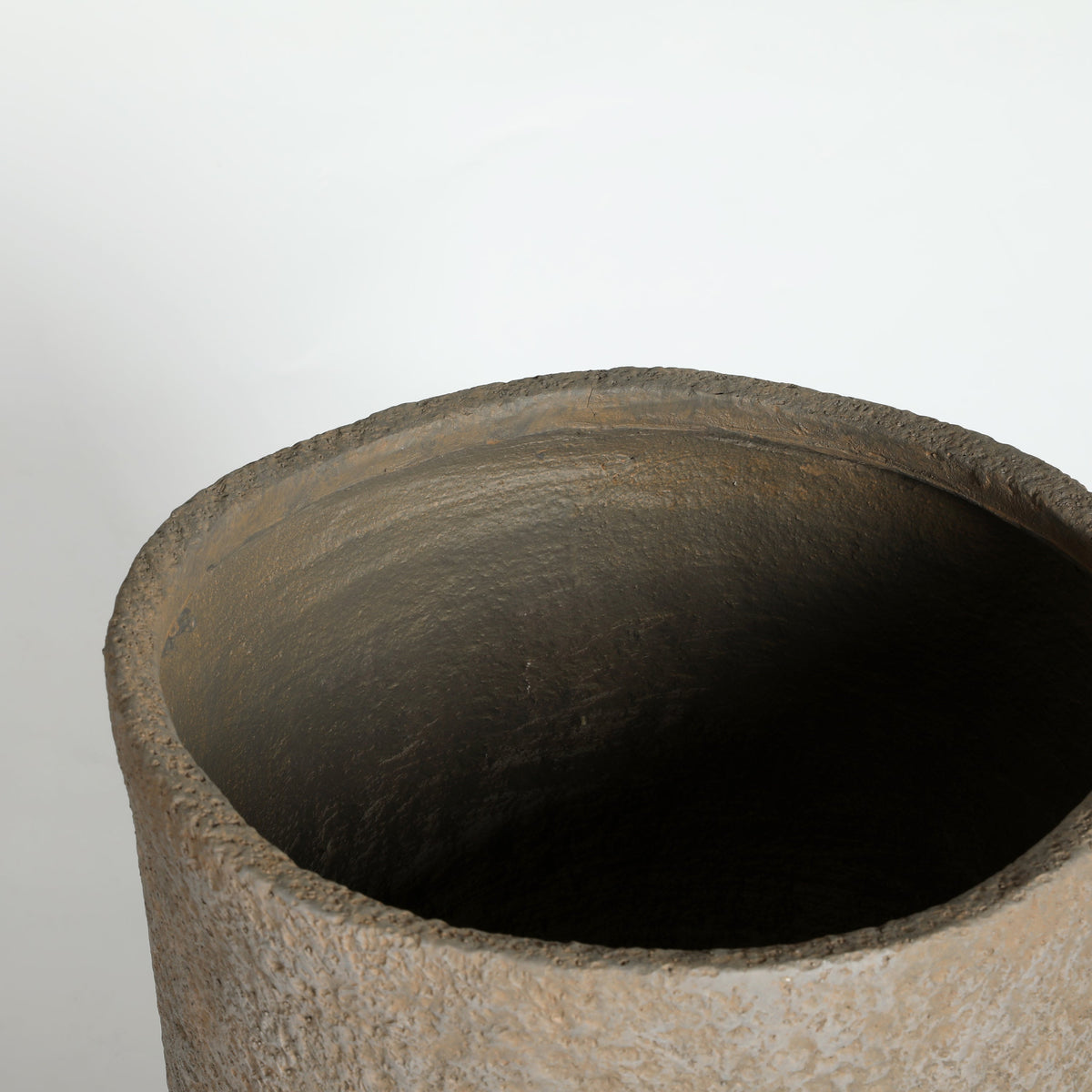 Round Concrete Planter Set of 2, Large Indoor & Outdoor Planter Pots
