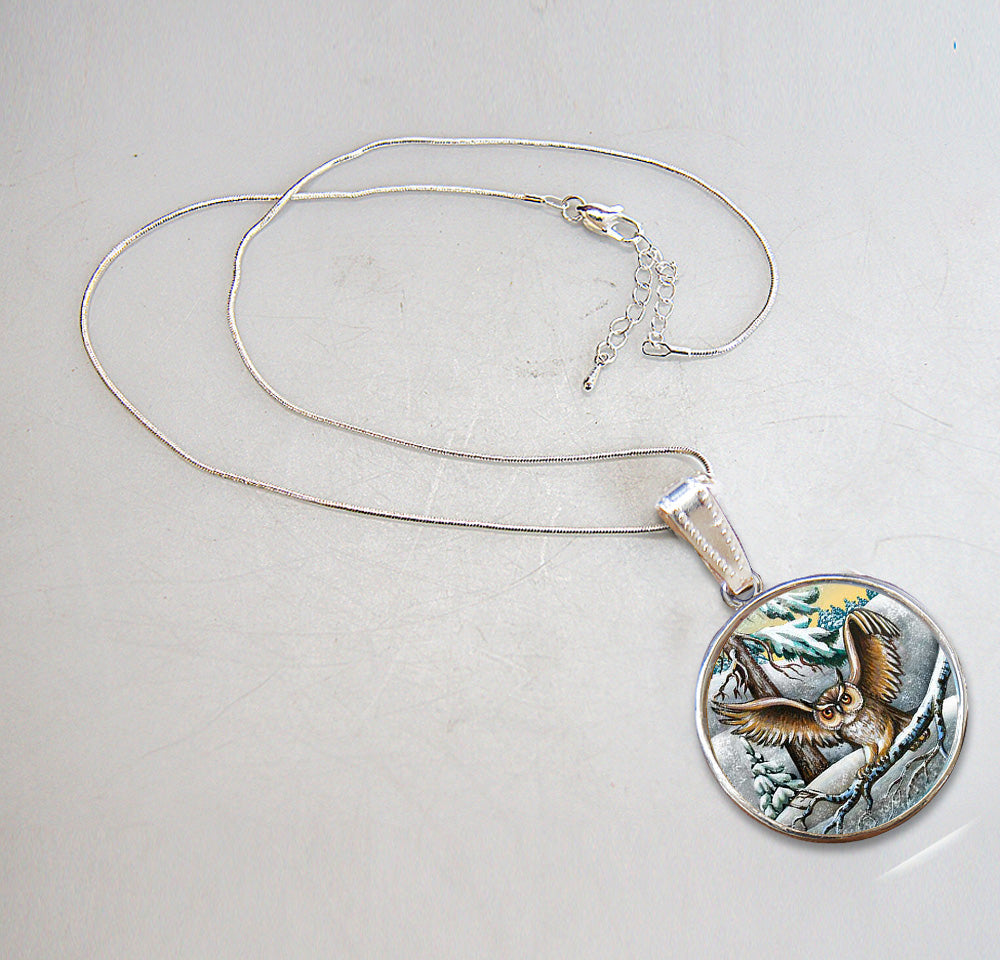 Fluttering Owl Silver Plated Mother of Pearl Jewelry Necklace - 44012