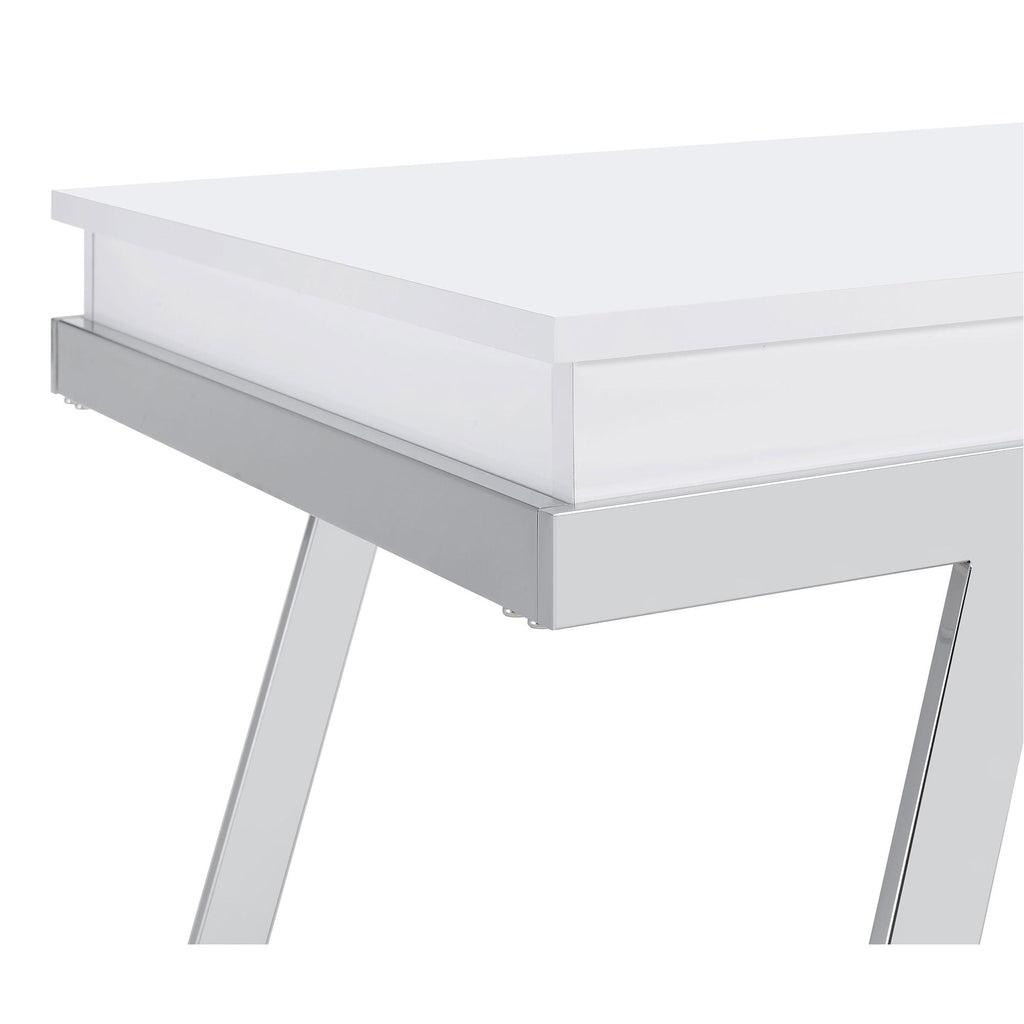 Briana - Table