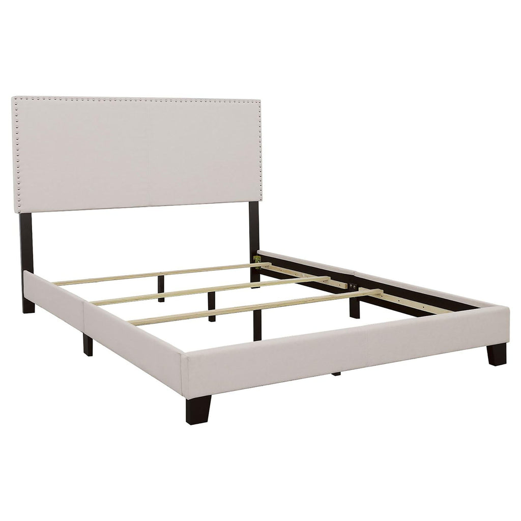 Ivory - Bed With Nailhead Trim