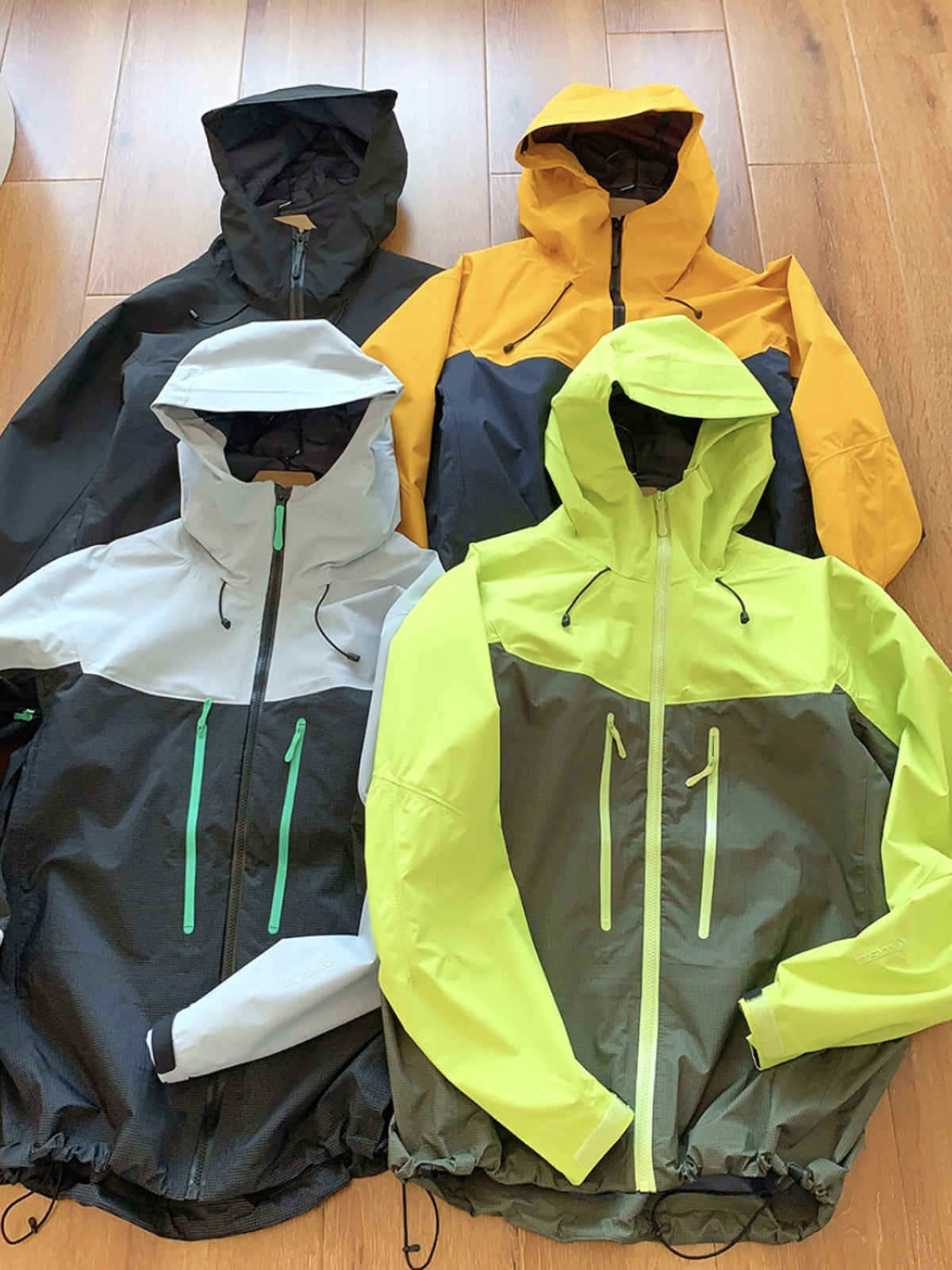 Waterproof Full Pressure Glue Hooded Jacket