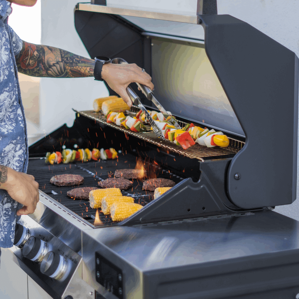 Denali 405 | Stainless Smart Tech Propane Gas Grill