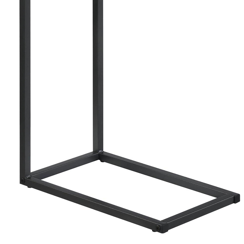 Stetsonia - C-Table With USB Charging Port
