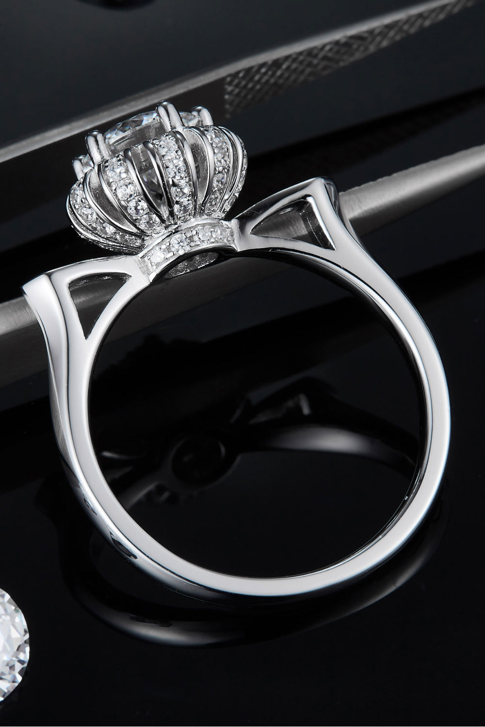 1 Carat Brilliant Round Cut Sparkala™ Platinum Over Pure Sterling Silver Ring