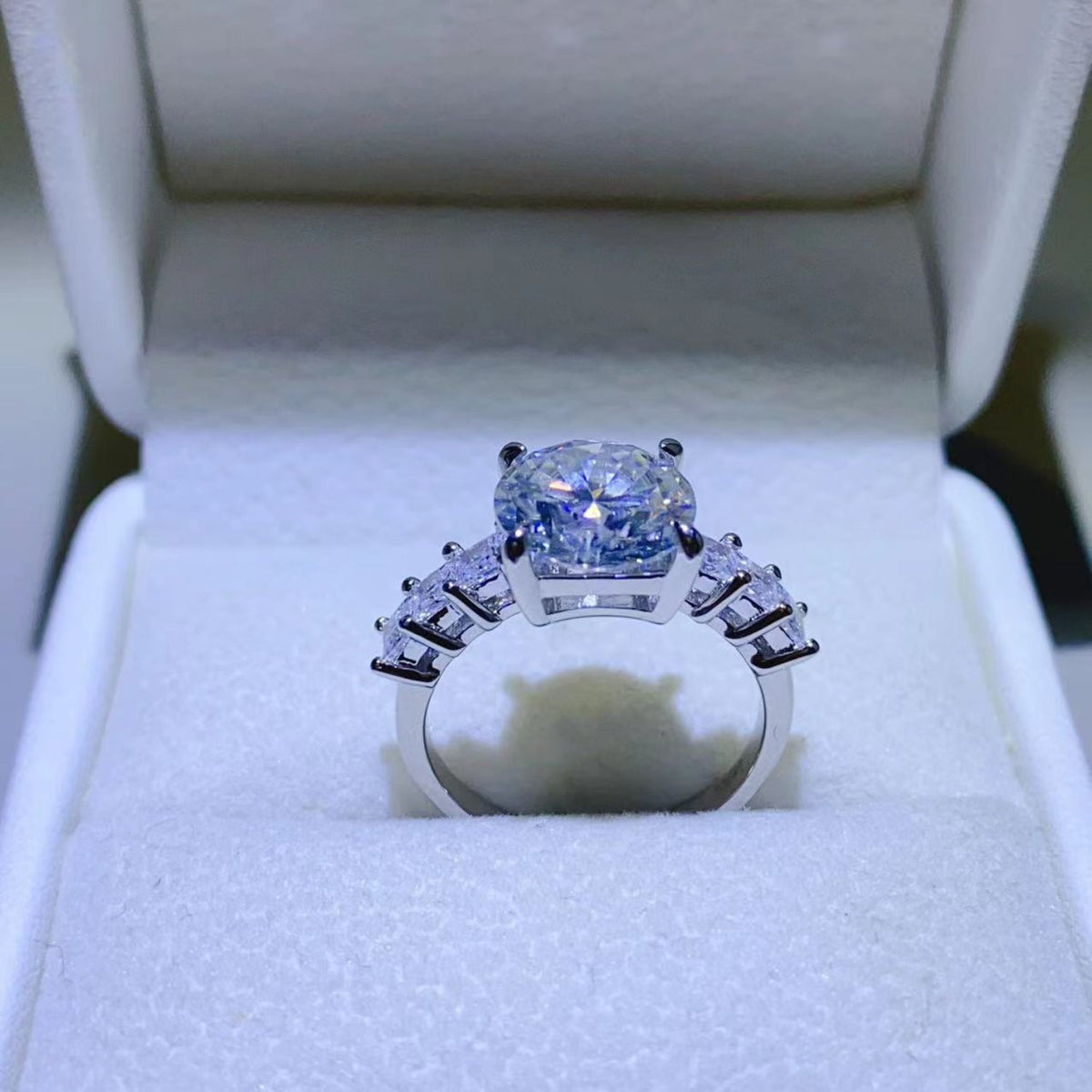 3 Carat Brilliant Round Cut Sparkala™ Pure Sterling Silver Ring