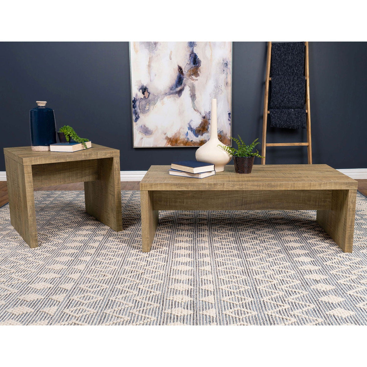 Brianna - Table
