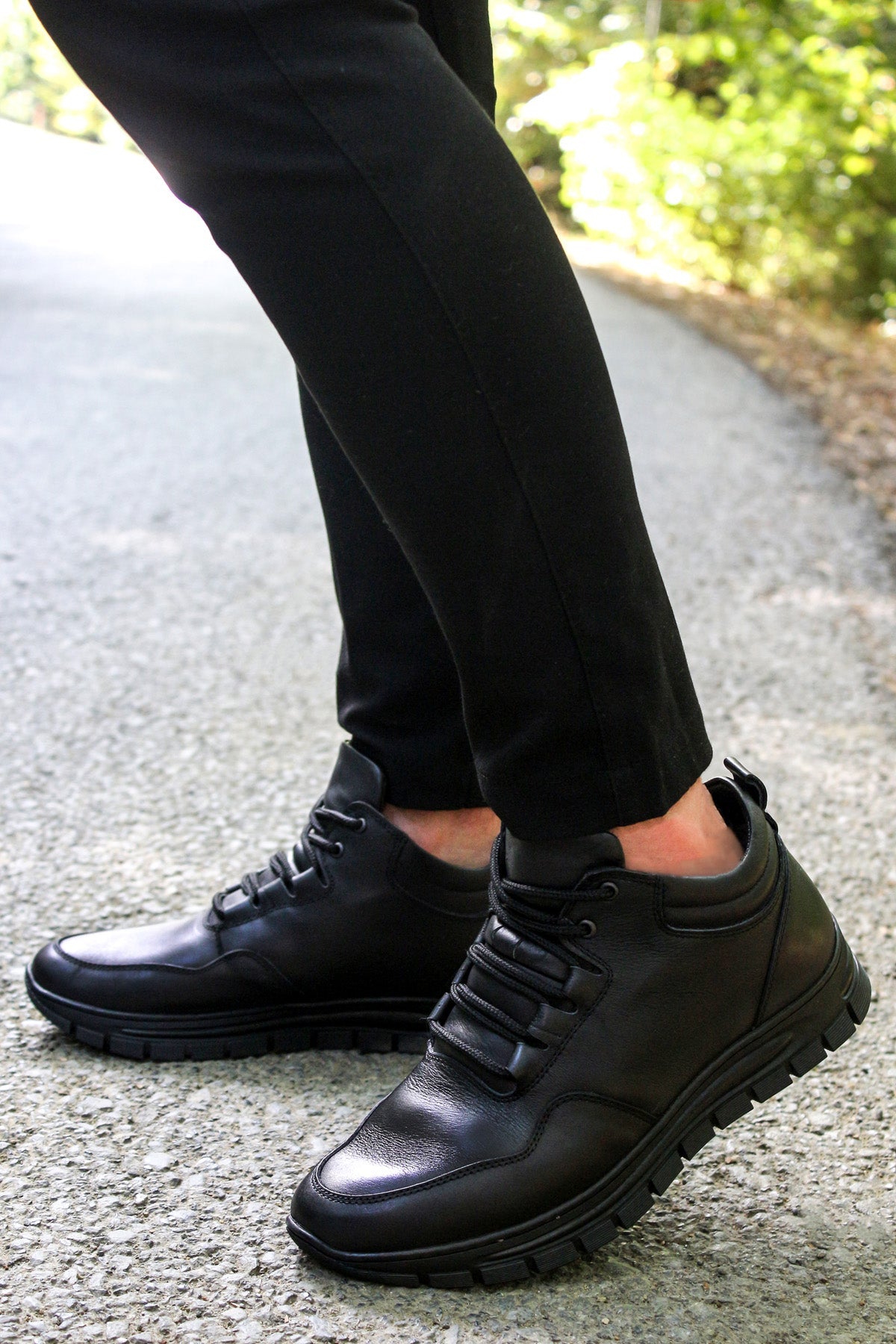 Men's Black High-Top Leather Sneakers with Cushioned Sole - Wessi