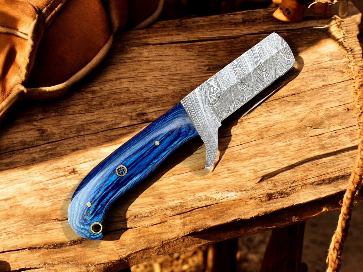 Handcrafted Bull Cutter Knife - Damascus Steel Blade