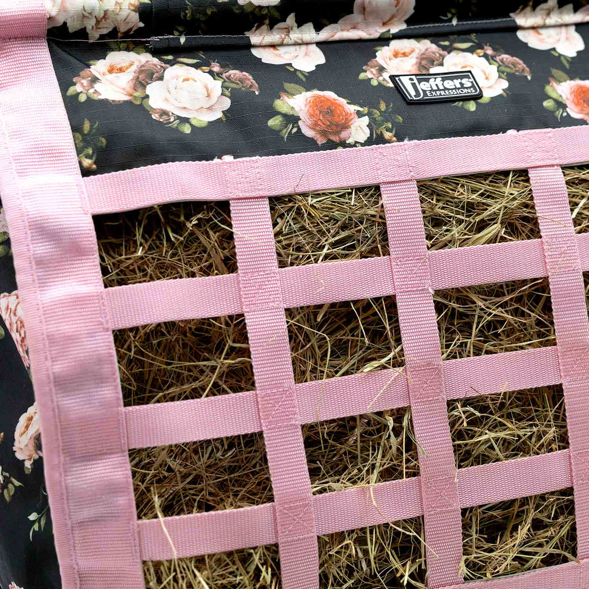 Jeffers Expression Extend-Feed Hay Bag for Horses & Livestock