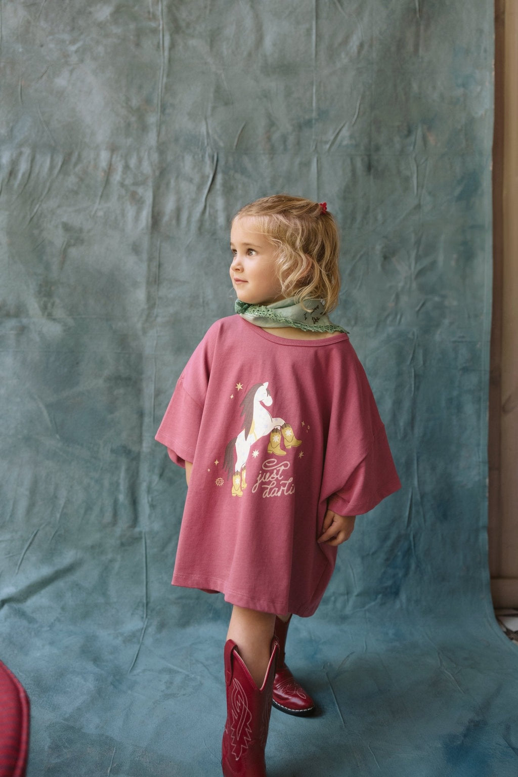 Just Darlin Chill Tee