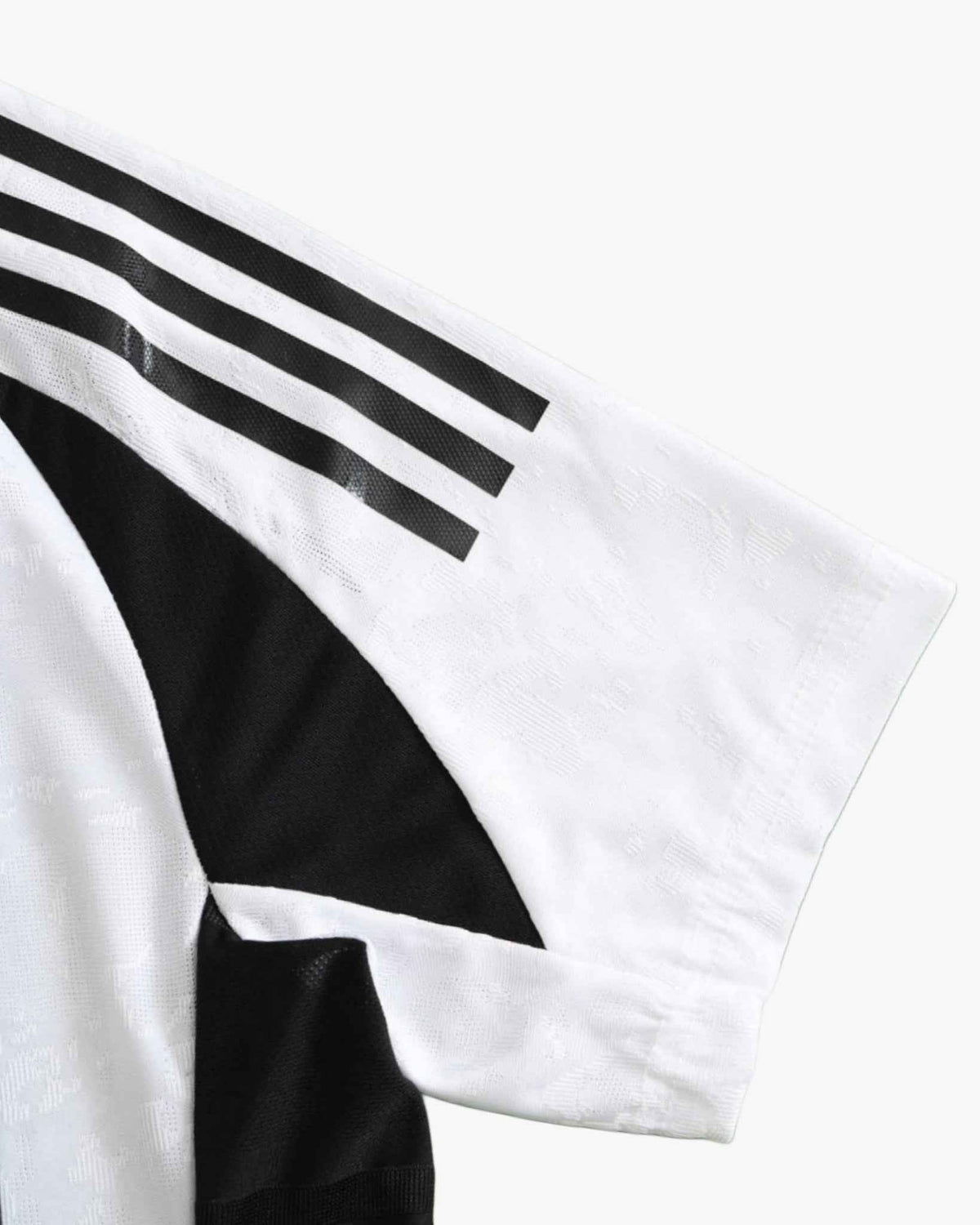 JUVENTUS HOME 2024/25