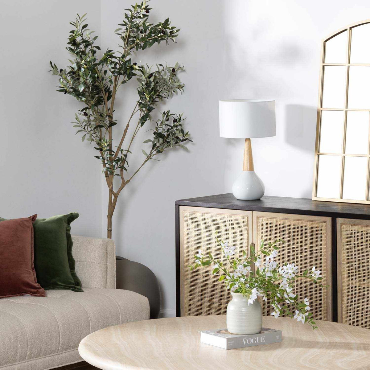 Baugo White Ceramic Table Lamp
