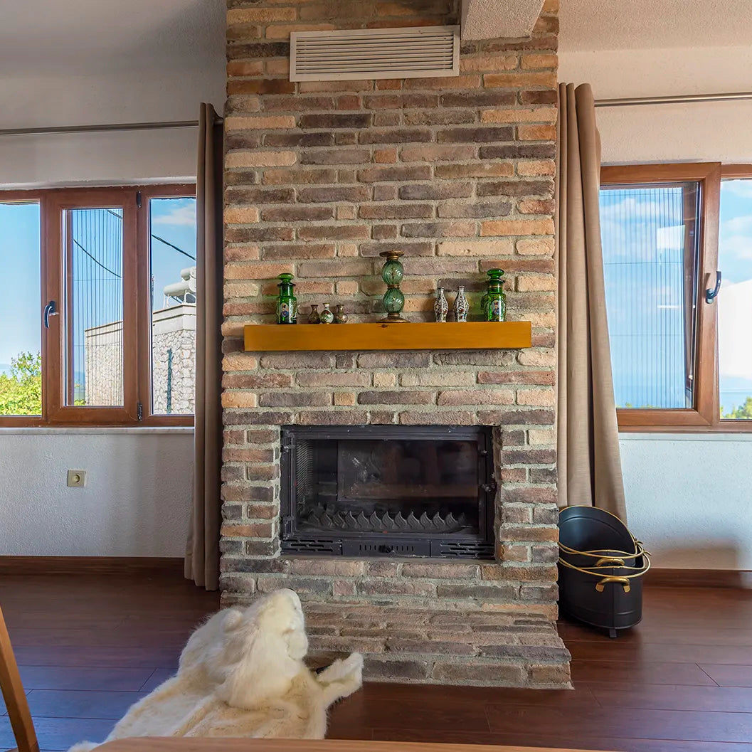 Ferrara Old School Manufactured Stone Handmade Brick Veneer - Livfloors Collection