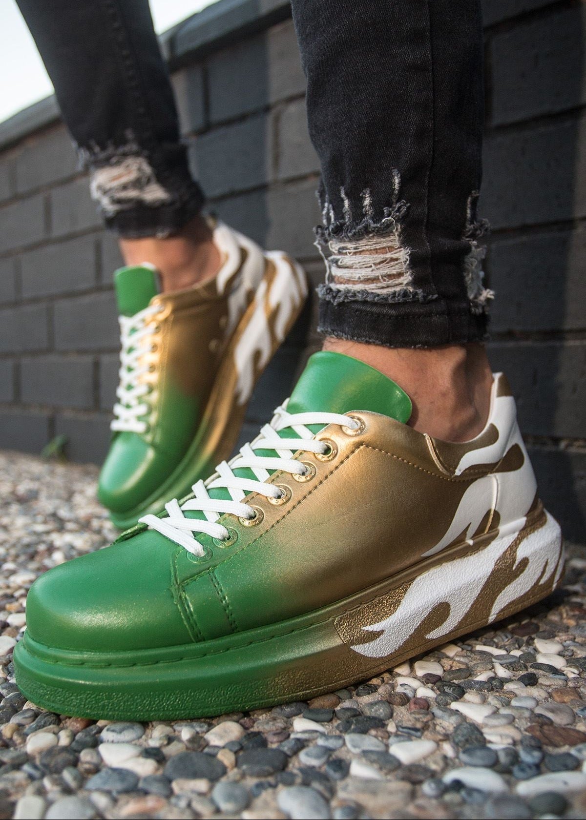 Men's Kinetic Vibe: Dynamic Vibe