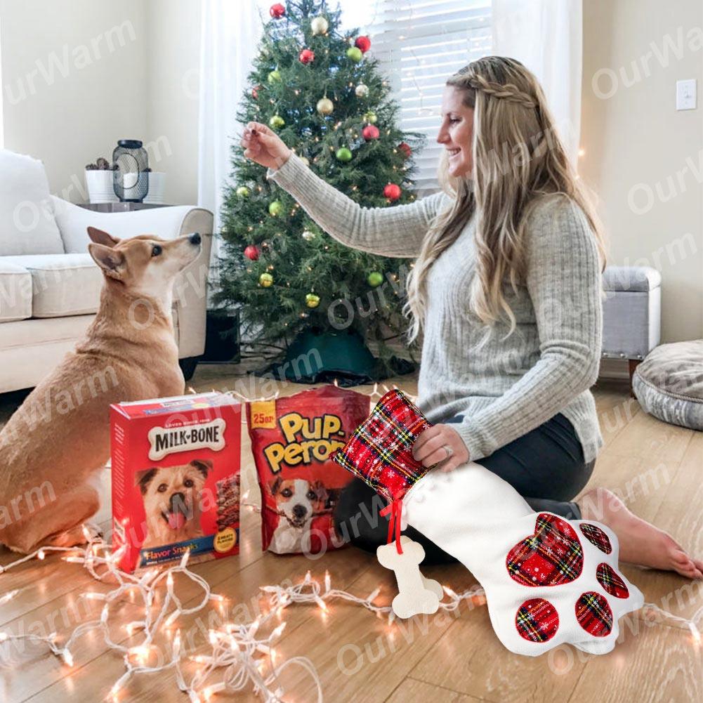 18 × 11 in Plaid Puppy Paw Christmas Stockings