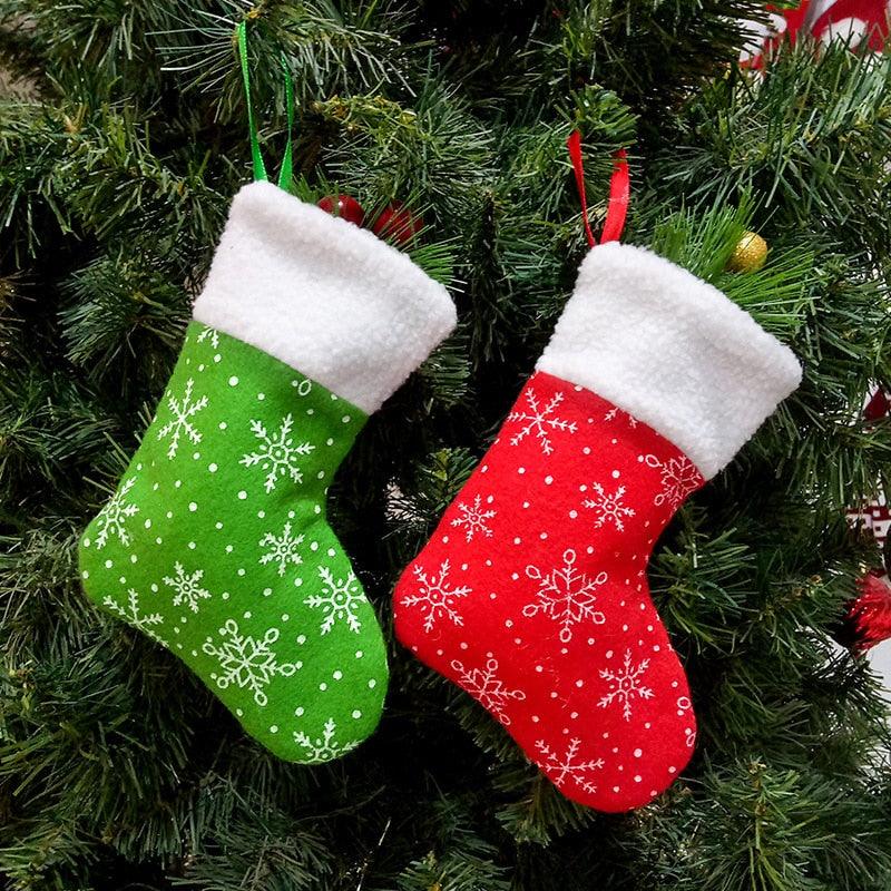 Merry Christmas Stockings Green Red Snowflake Socks