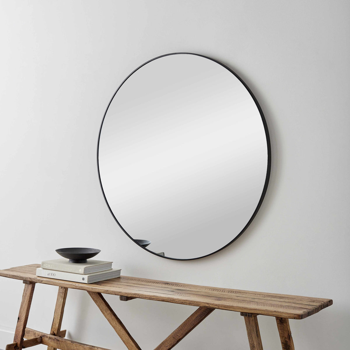 Round Mirror with Black Aluminum Frame
