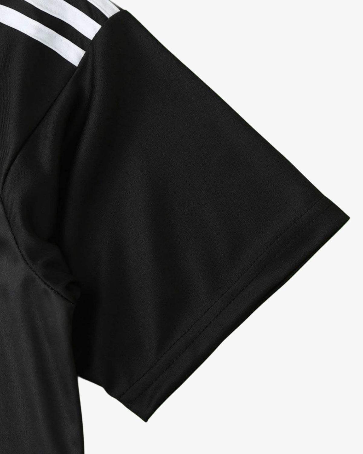 REAL MADRID x BLACK FURY PREMIUM KIT