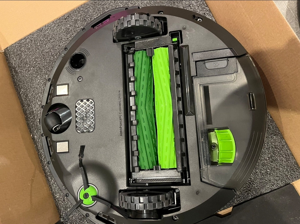 Open Box iRobot Roomba i3 + EVO (3554) Robot Vacuum - Self-Empty for Up to 60 Days, Clean by Room with Smart Mapping, Compatible with Alexa, Personali