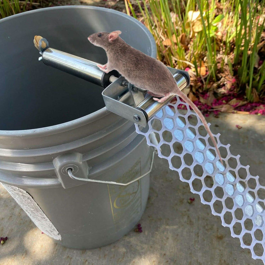 Roll Trap Log Rolling Mouse Catcher with 19.69" Mesh Ramp