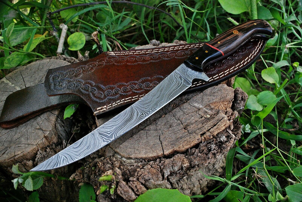Best Fish Fillet Knife – Damascus Steel with Wenge Wood & Horn Handle