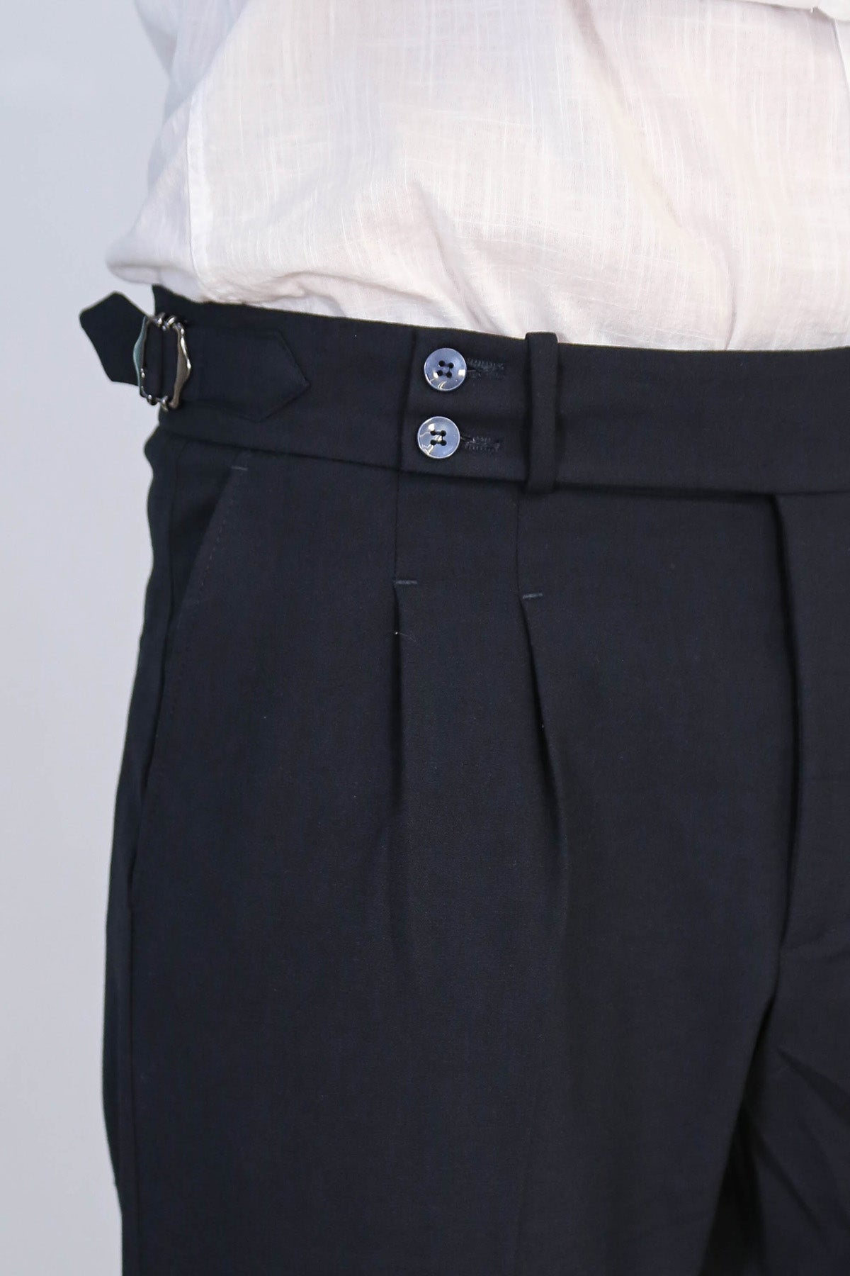 Navy Double-Pleated High-Waisted Slim Fit Trousers with Side Buckles – Wessi