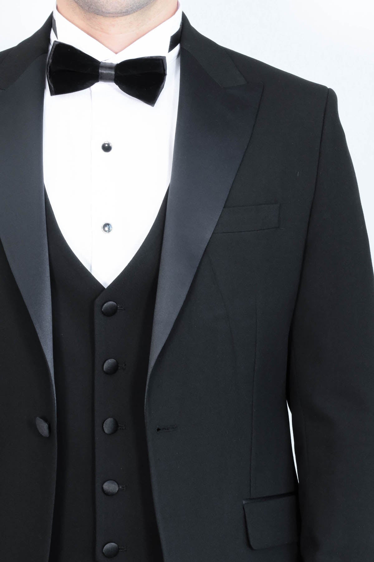 Classic Black Tuxedo Suit with Satin Peak Lapel and Waistcoat – Wessi