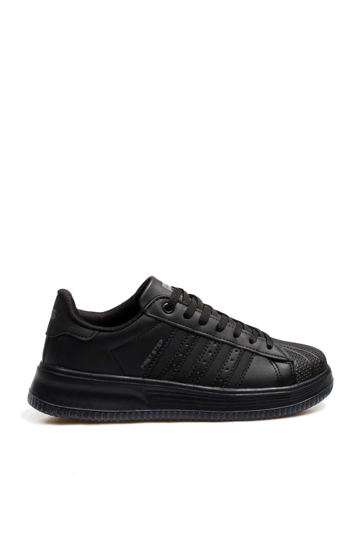 Men's All-Black Leather Low-Top Sneakers with Textured Toe - Wessi
