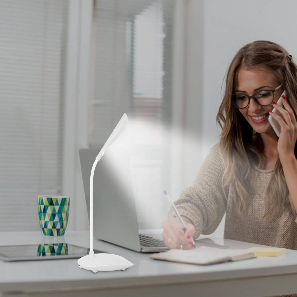 USB Rechargeable Table Lamp Dimmable LED Flexible Gooseneck Desk Light