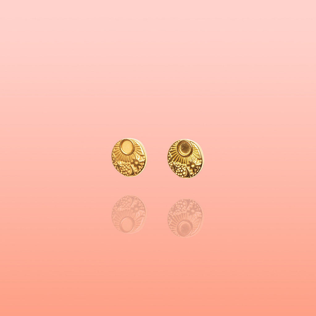 Carmen Embossed Studs Water Resistant