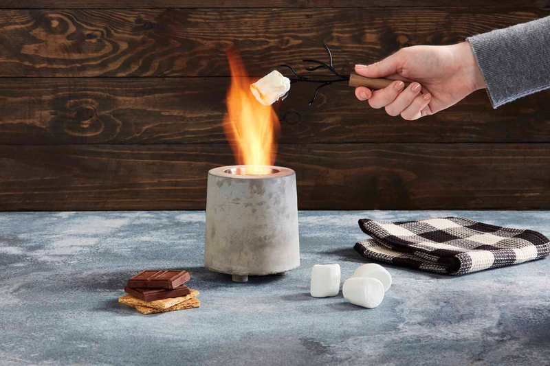 Tabletop Marshmallow Roasting Set - Mini Concrete Fire Pit